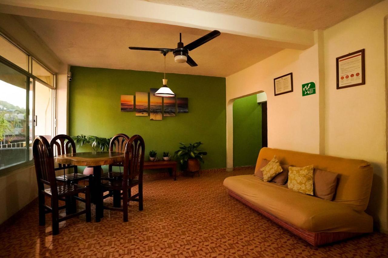 Hotel Casa Arena Zihuatanejo Extérieur photo